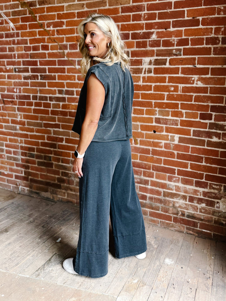 Vintage Ease Mineral Wash Cropped Pants, Black