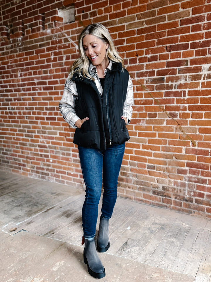 Whisper Light Puffer Vest, Black