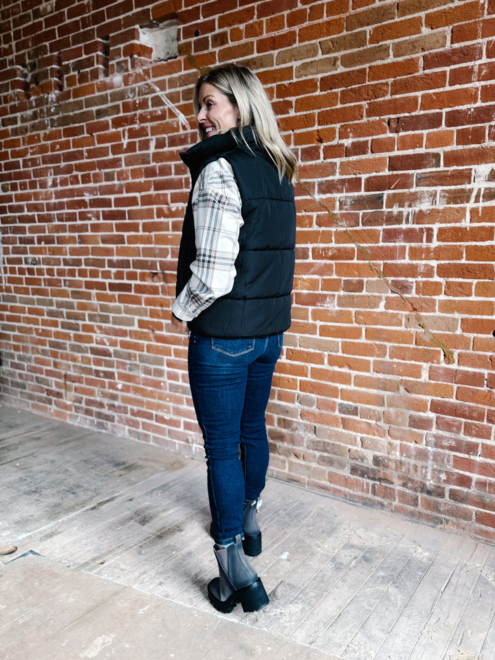 Whisper Light Puffer Vest, Black