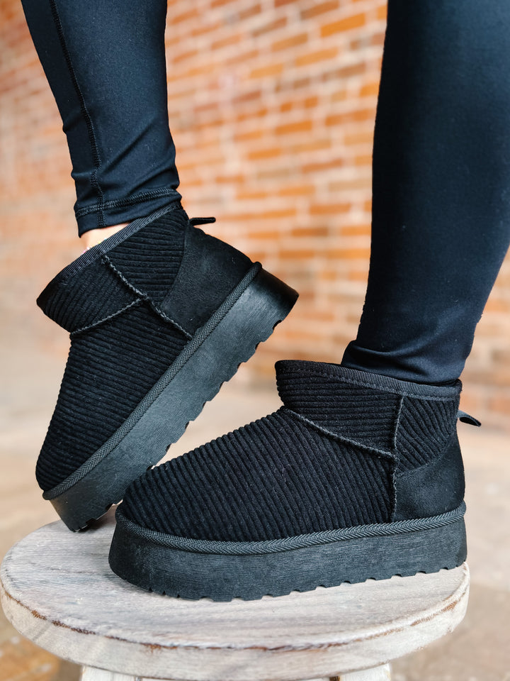 Yarroh Corduroy Platform Booties, Black